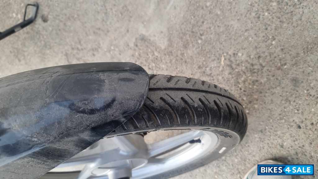 Bajaj Platina 100 ES