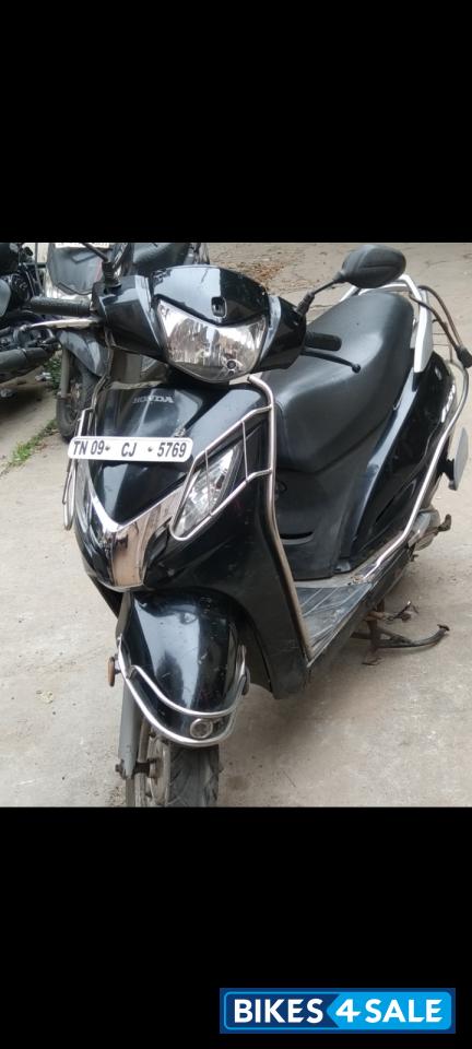 Black Honda Activa 125 Black Honda Activa 125