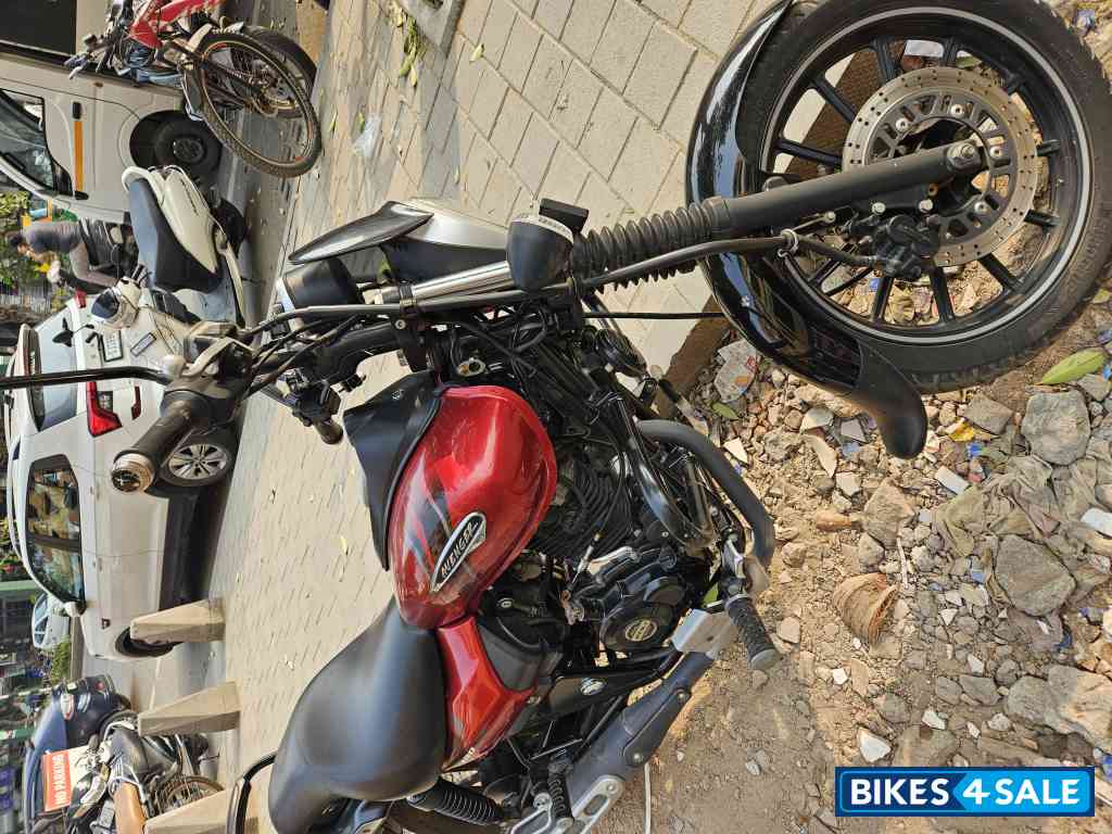 Bajaj Avenger Street 180