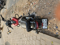 Bajaj Avenger Street 180