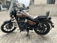 Royal Enfield Meteor 350 Supernova