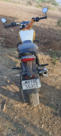 Yellow Triumph Speed 400 2025