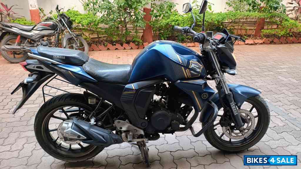 Matte Blue Special Edition Yamaha FZ-S FI V2