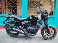 Royal Enfield Hunter 350 Metro