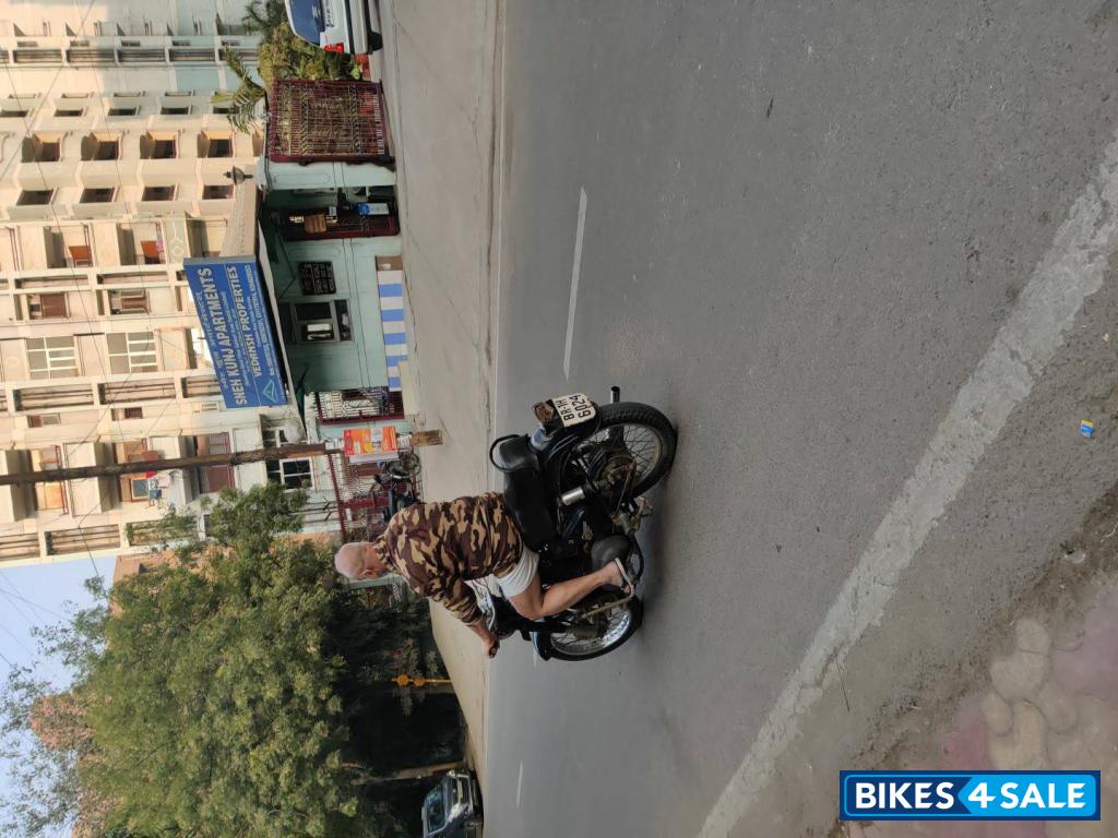 Royal Enfield Bullet 350