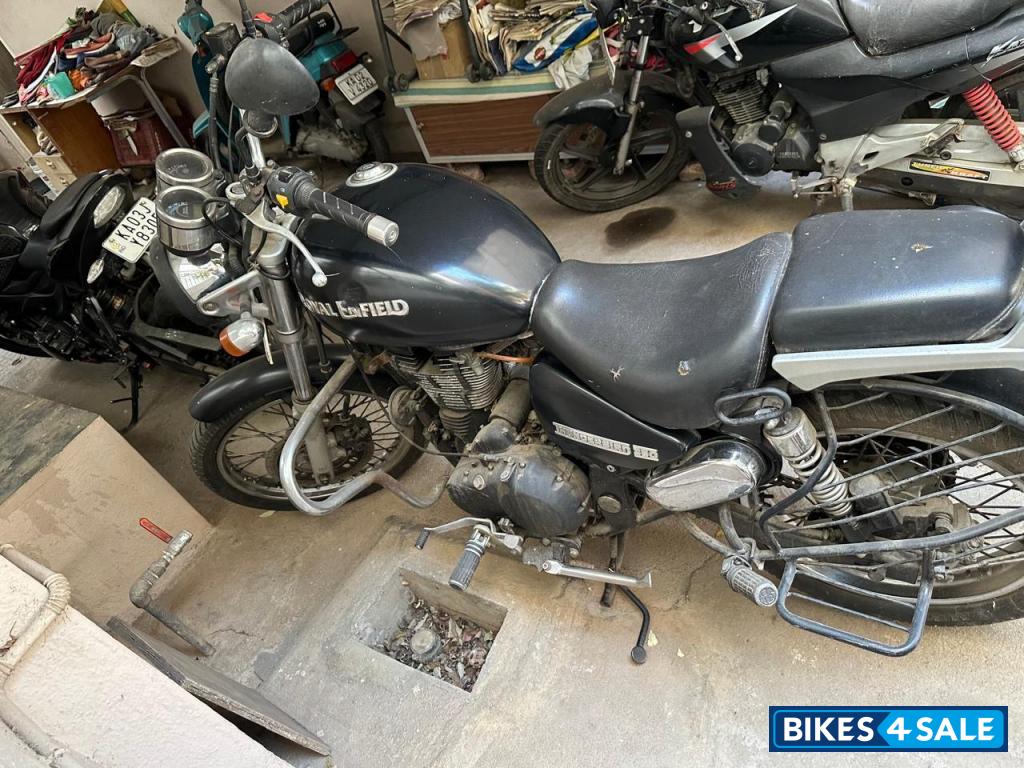 Stone (gray) Royal Enfield Thunderbird 350 Stone (gray) Royal Enfield Thunderbird 350