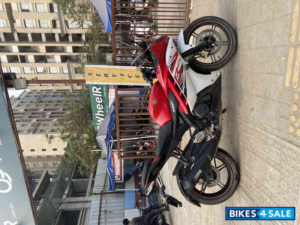 Red White Black Yamaha YZF R15 V2
