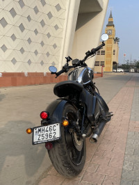 Jawa 42 Bobber Black Mirror