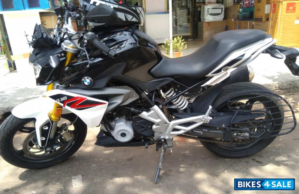 BMW G 310 R