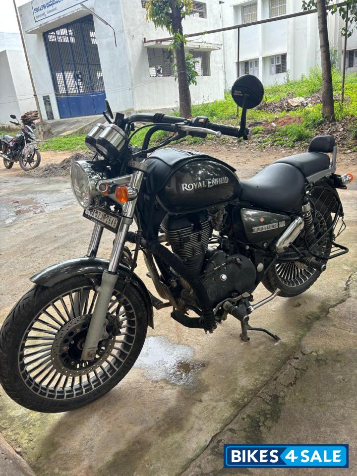 Gry Royal Enfield Thunderbird 350