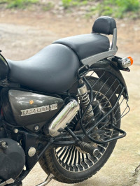 Gry Royal Enfield Thunderbird 350