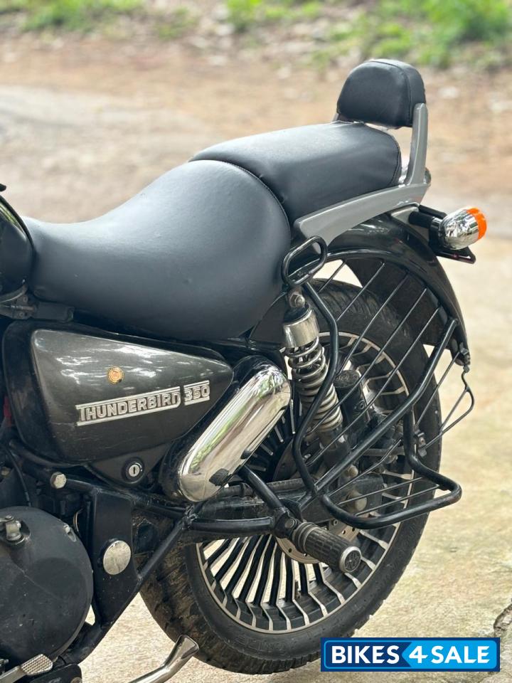 Gry Royal Enfield Thunderbird 350
