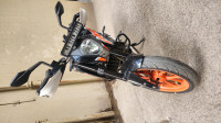 Black KTM Duke 200