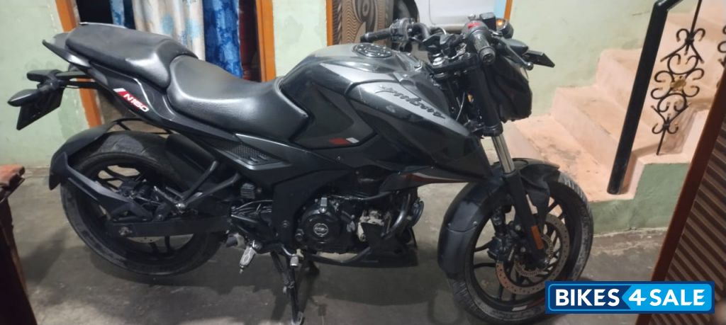 Grey Black Bajaj Pulsar N160 Dual Channel ABS