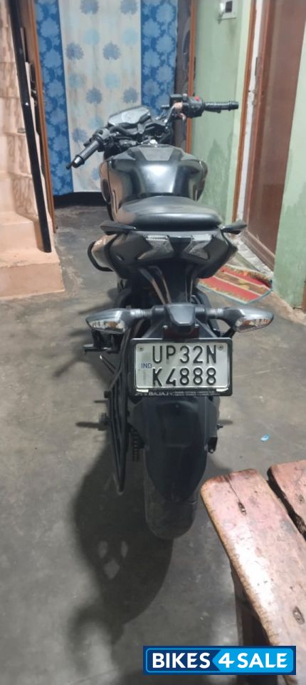 Grey Black Bajaj Pulsar N160 Dual Channel ABS