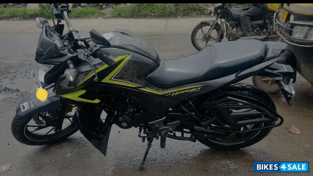 Honda CB Hornet 160R