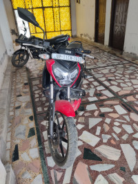 Red TVS Raider Split Seat