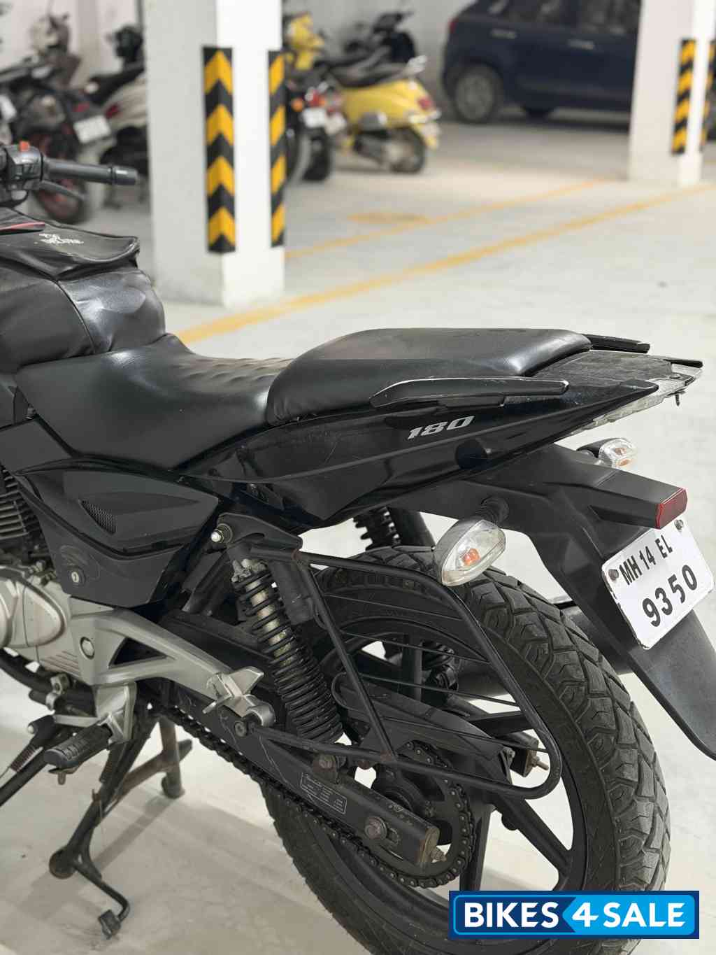 Bajaj Pulsar 180