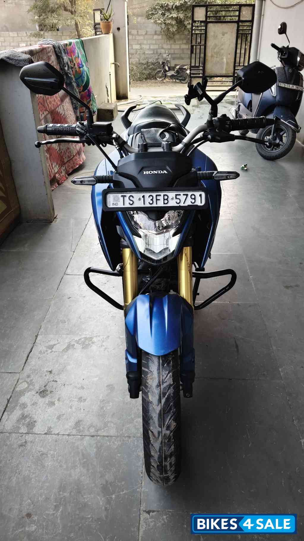 Honda Hornet 2.0