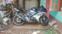 G Silver Yamaha YZF R15 V2