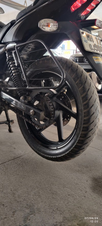 Black Bajaj Pulsar 220F