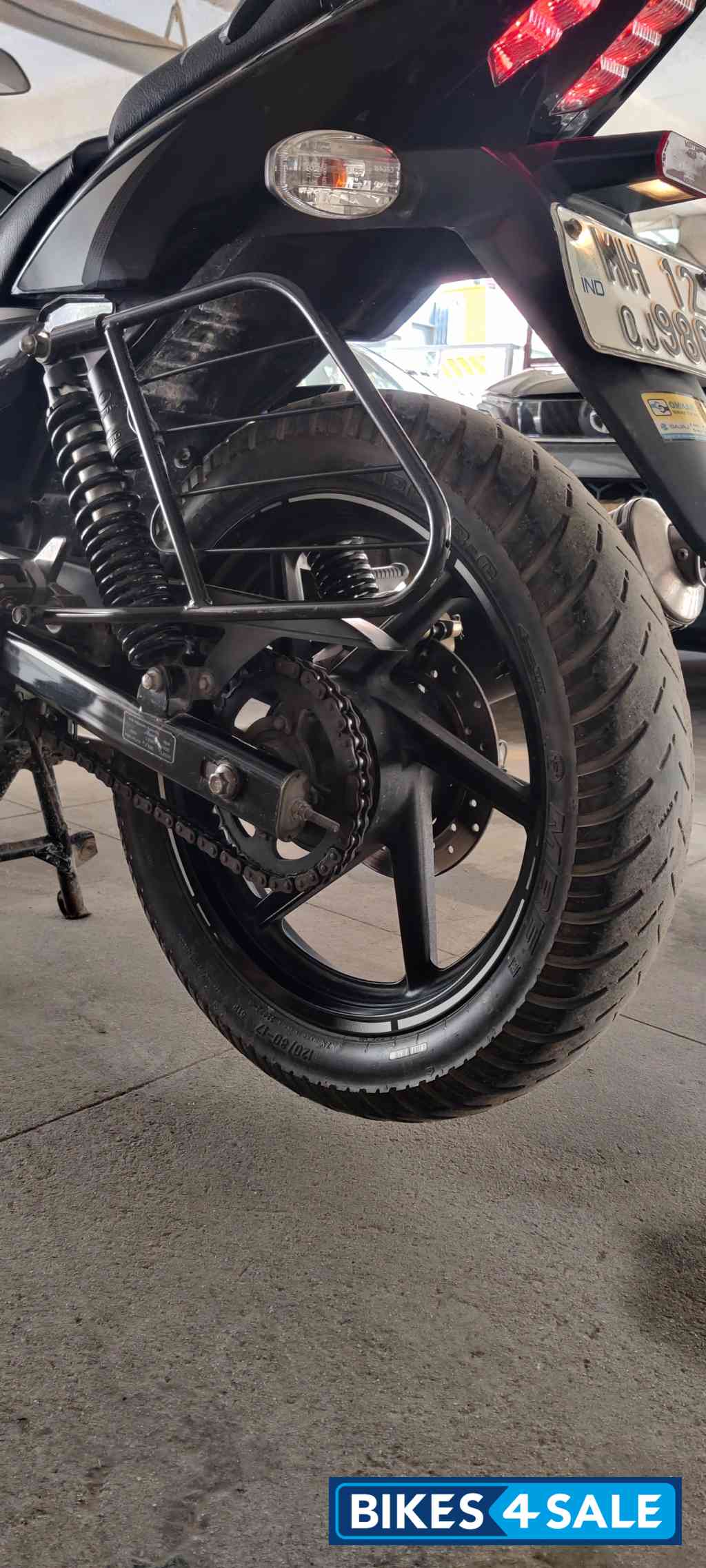 Black Bajaj Pulsar 220F