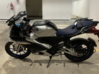 Silver Blue Yamaha R15M