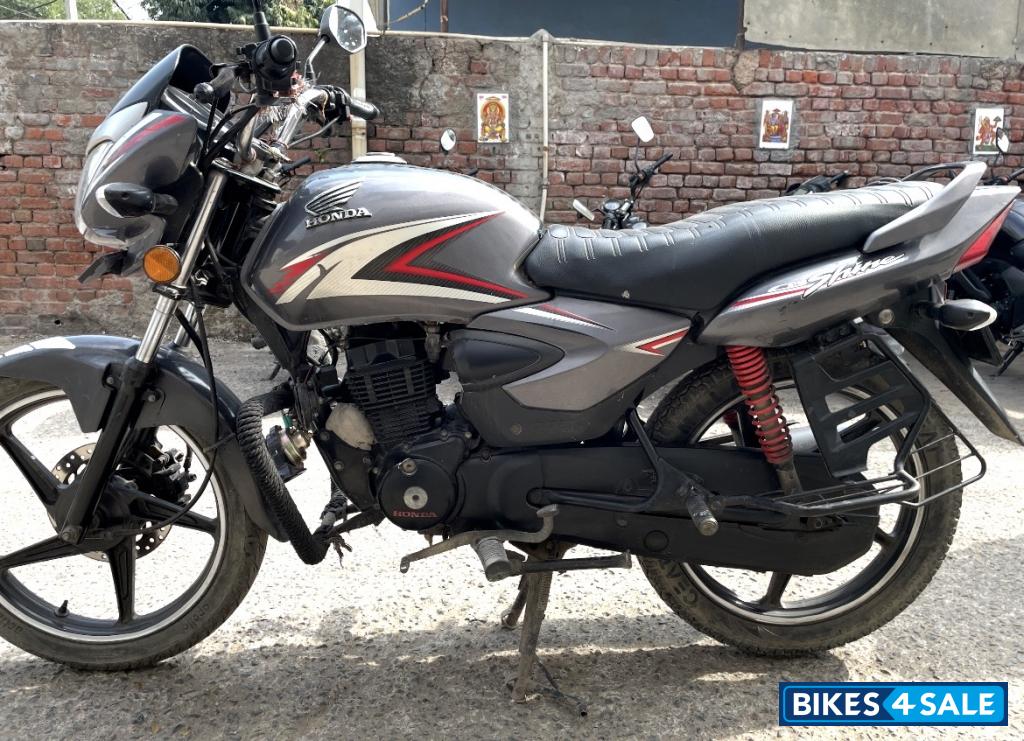 Honda CB Shine