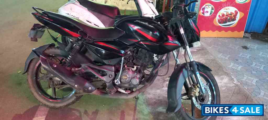 Bajaj Pulsar 135LS