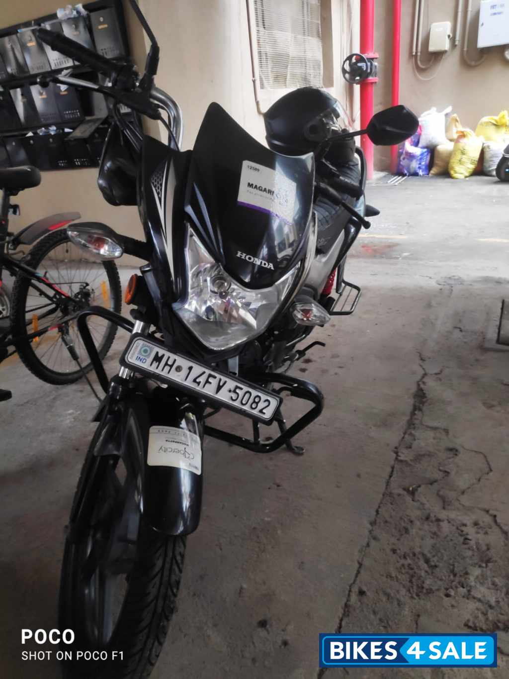 Black Honda CB Shine SP