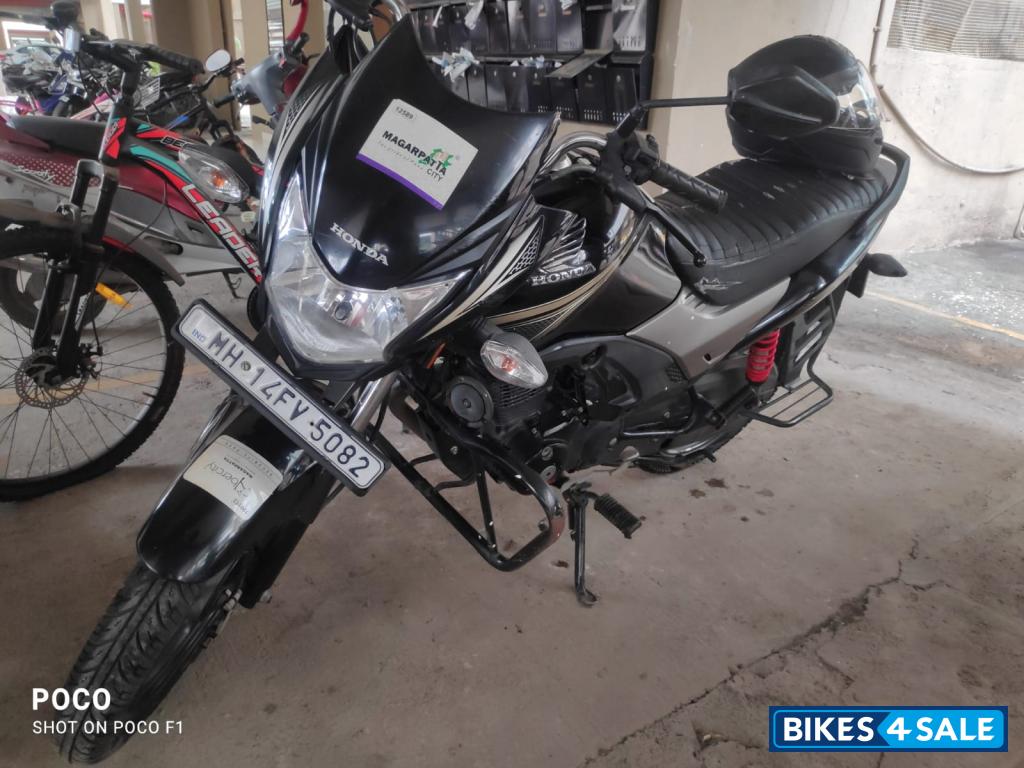 Black Honda CB Shine SP