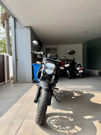 Black Suzuki Gixxer 250