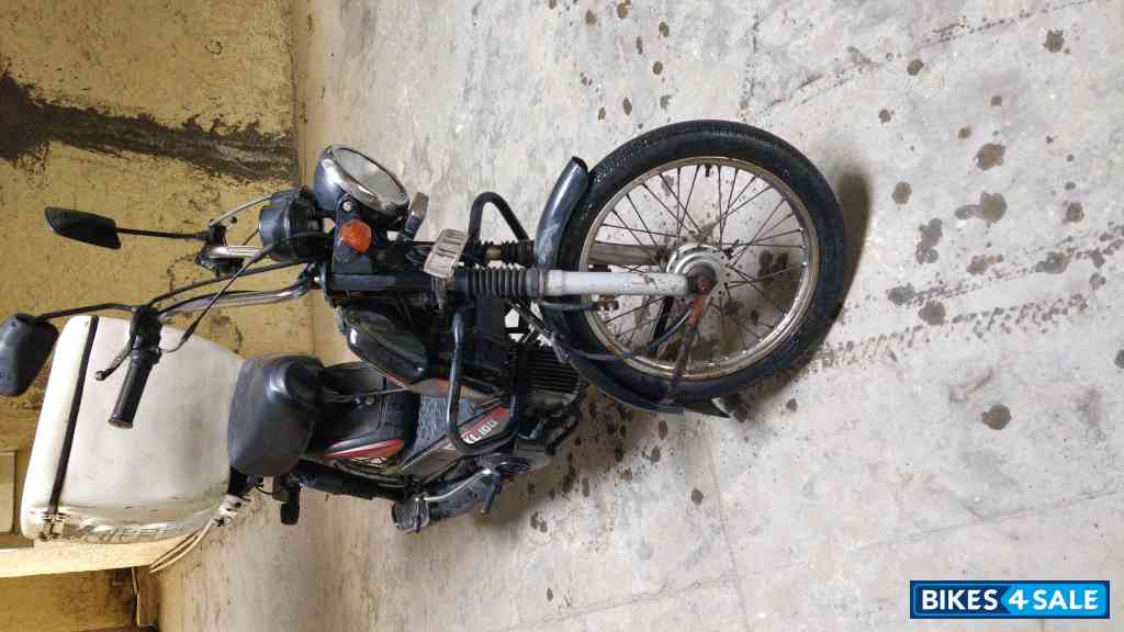 TVS XL 100