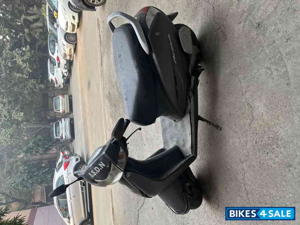 Mitalic Grey Honda Activa
