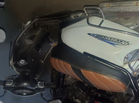White Suzuki Access 125