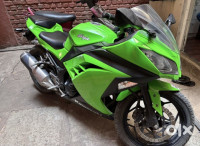Green Kawasaki Ninja 300R