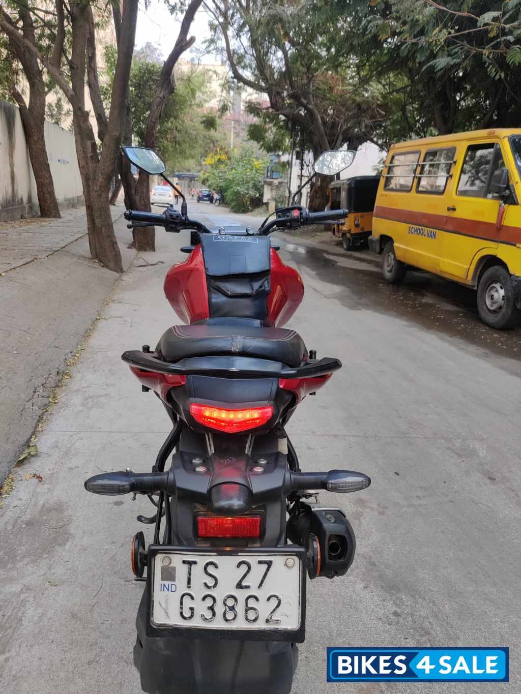 Majesty Red Yamaha FZ-S FI Ver 4.0 DLX