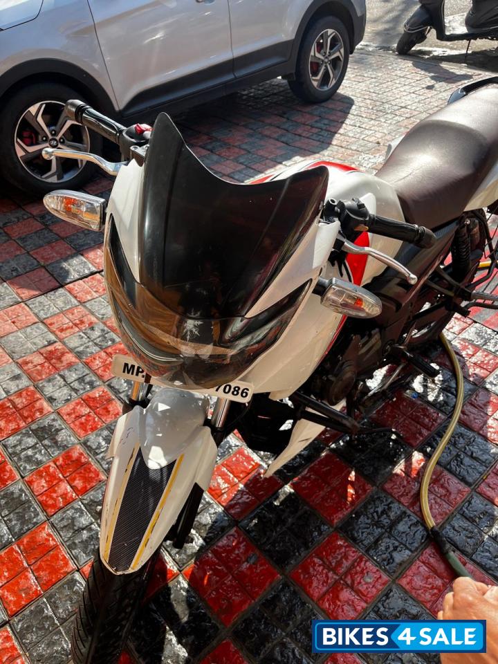 TVS Apache RTR 160 TVS Apache RTR 160