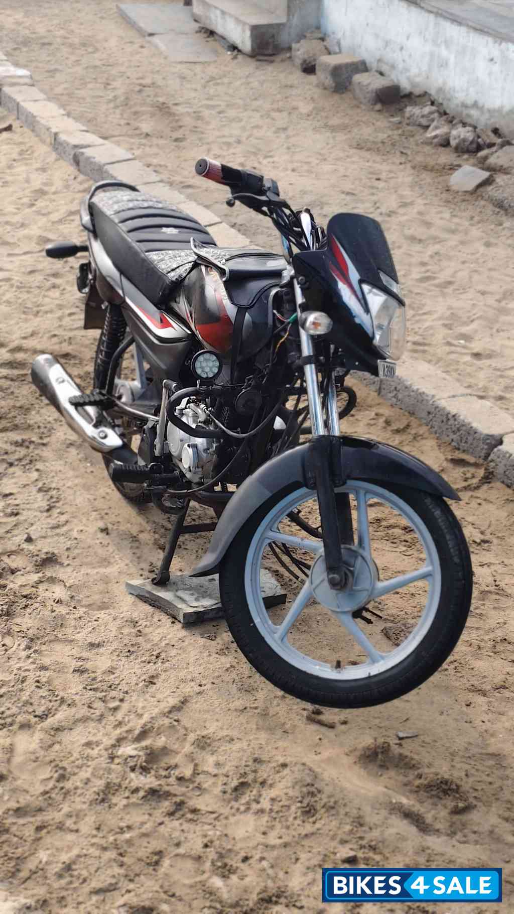 Eb Blk Met Red Bajaj Platina 100 ES BS6