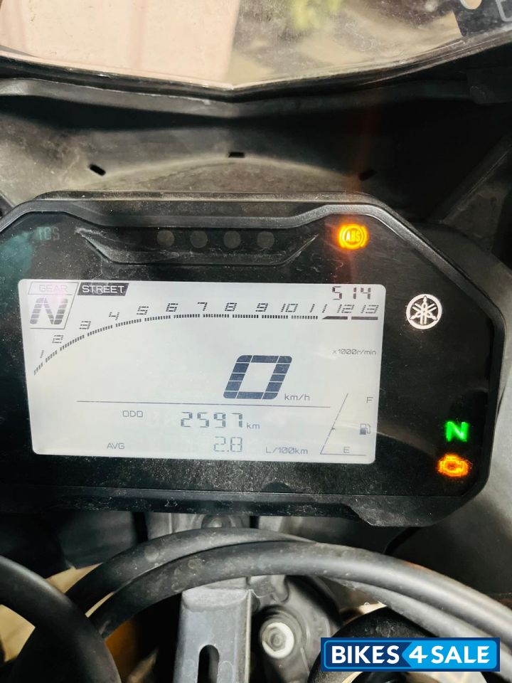 Black And Golden Yamaha R15 V4