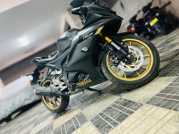 Black And Golden Yamaha R15 V4