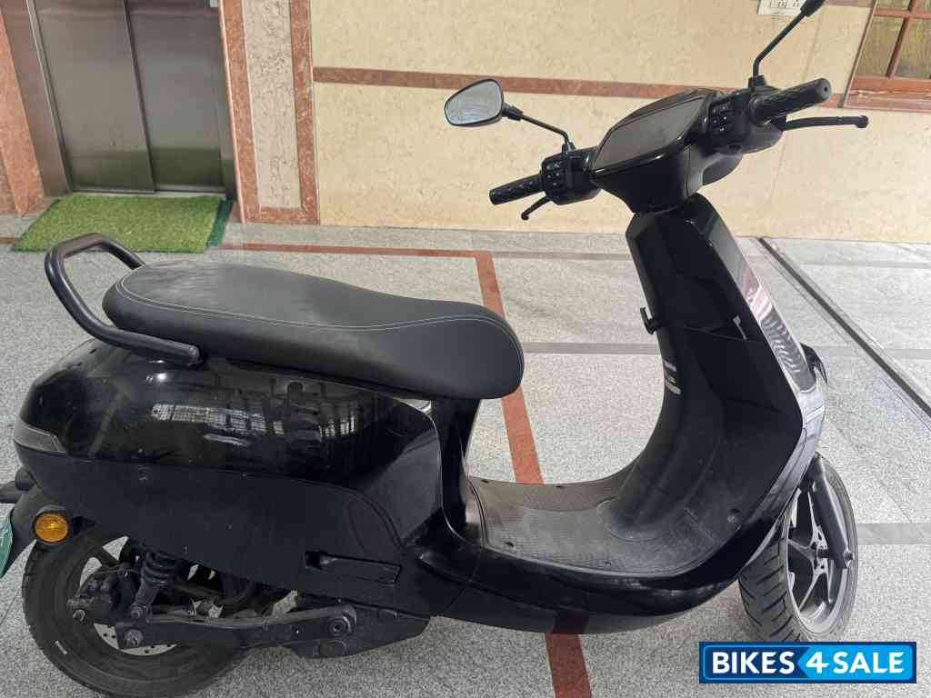 Ola S1 Pro Ola S1 Pro