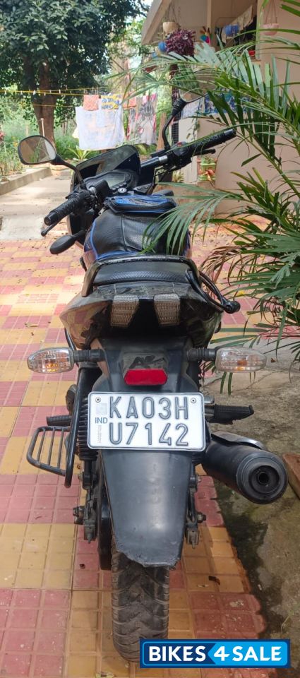 Blue Bajaj Pulsar 150
