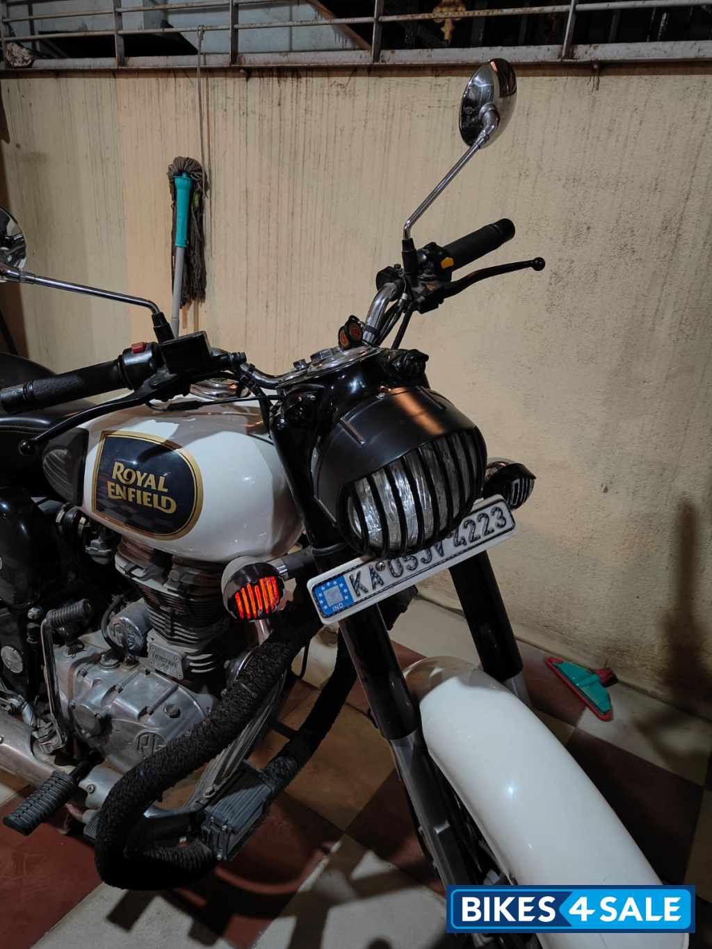 Royal Enfield Classic 350