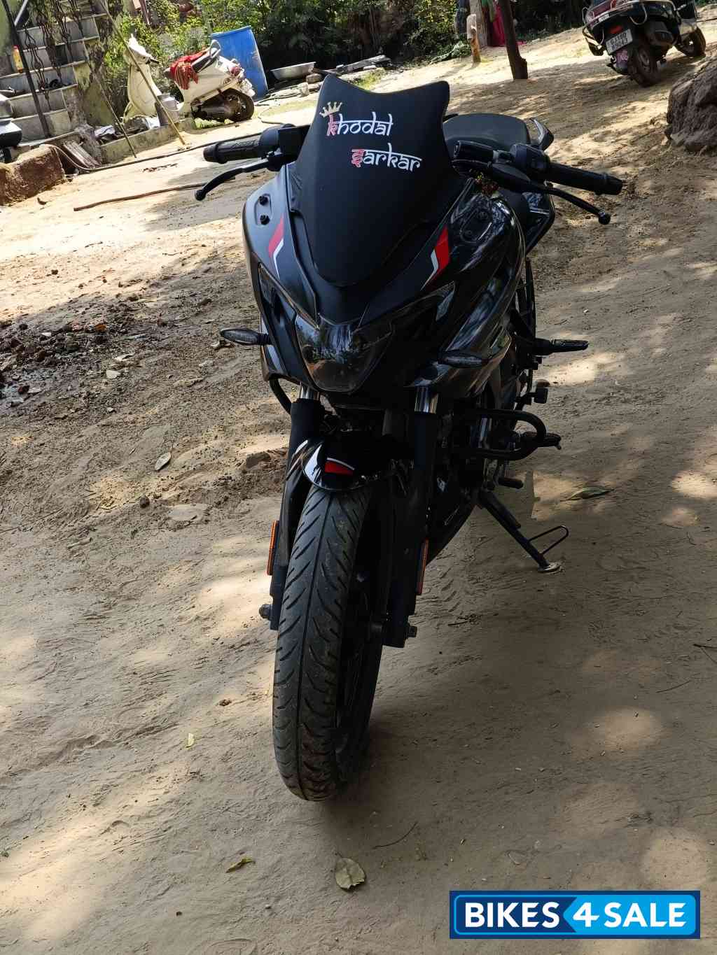 Black Bajaj Pulsar F250 Dual Channel ABS Black Bajaj Pulsar F250 Dual Channel ABS