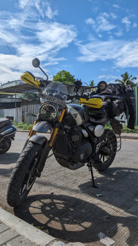 Triumph Scrambler 400 X 2023 Model