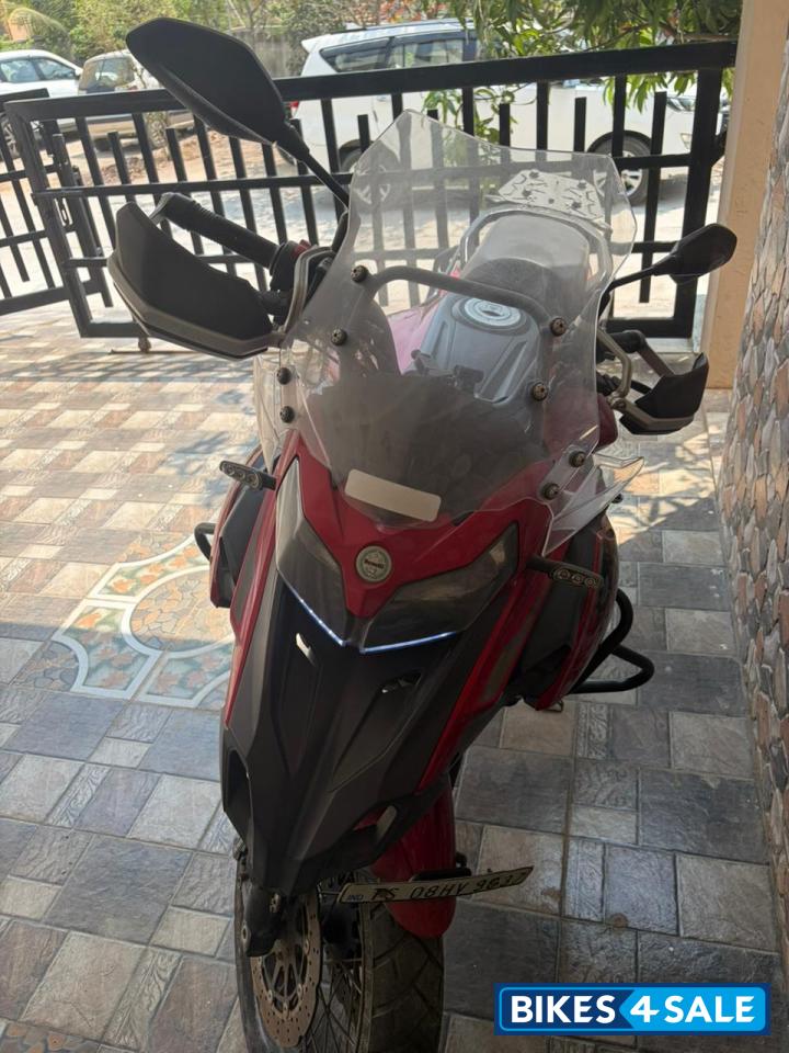 Benelli TRK 502X Benelli TRK 502X