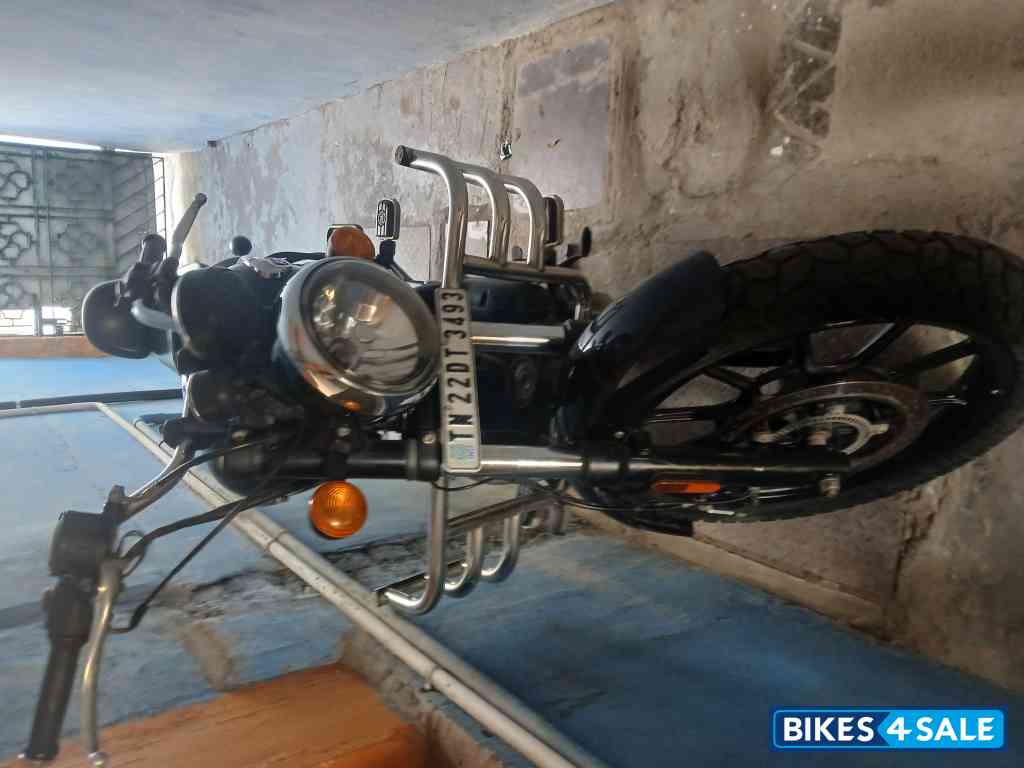 Blue Royal Enfield Meteor 350 Stellar