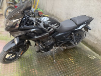 Bajaj Pulsar 220F BS6
