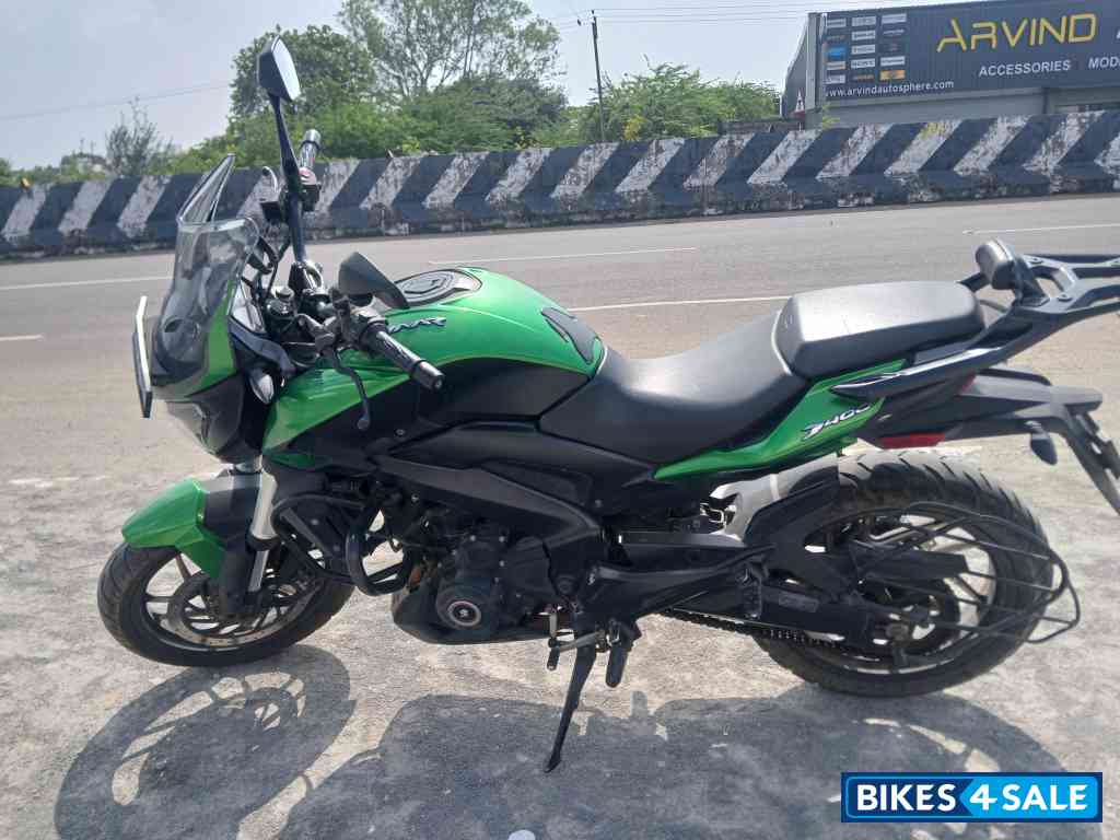 Bajaj Dominar 400 Disc